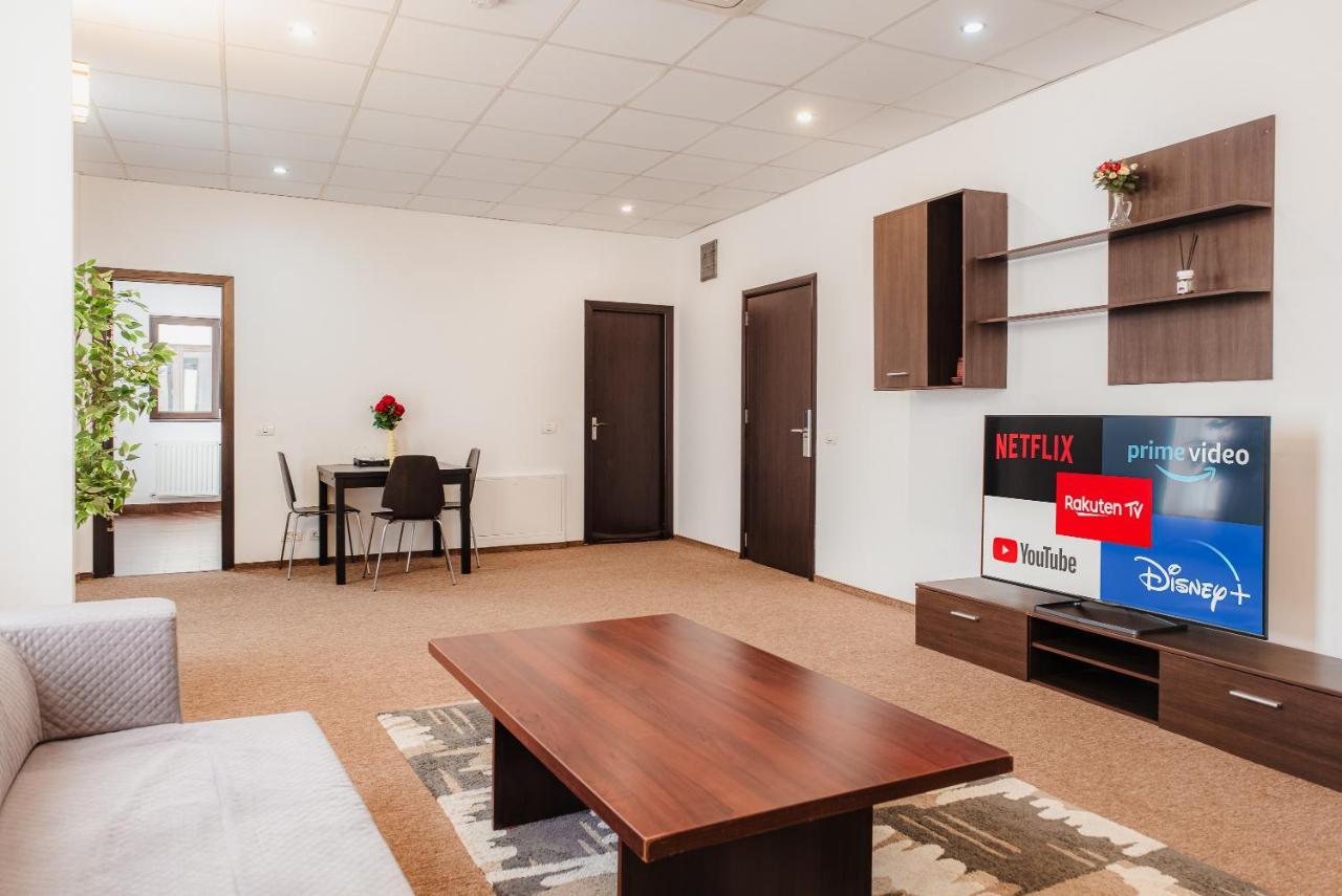 Uni88 Apart Hotel *