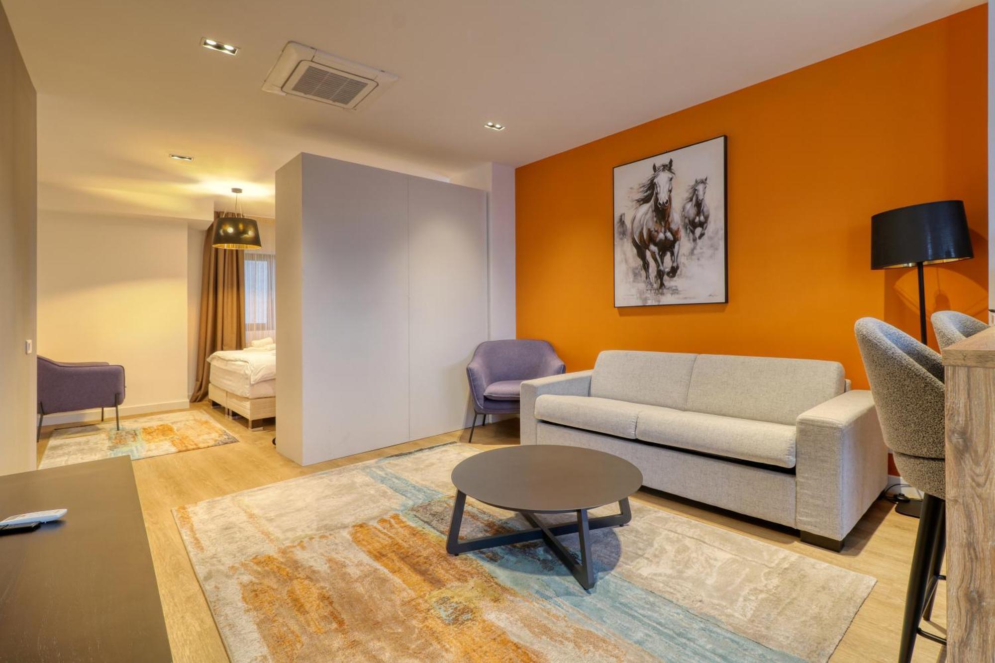 Uni88 Apartments Apartment